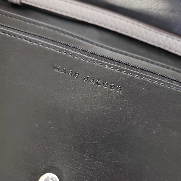 MARC JACOBS Logo Empire City Mink Wallet On Strap Holder 7x4" Small Bag Gray - Picture 5 of 10